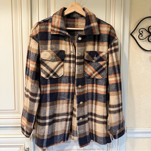 Button Down Shacket • Boutique - Picture 1 of 5